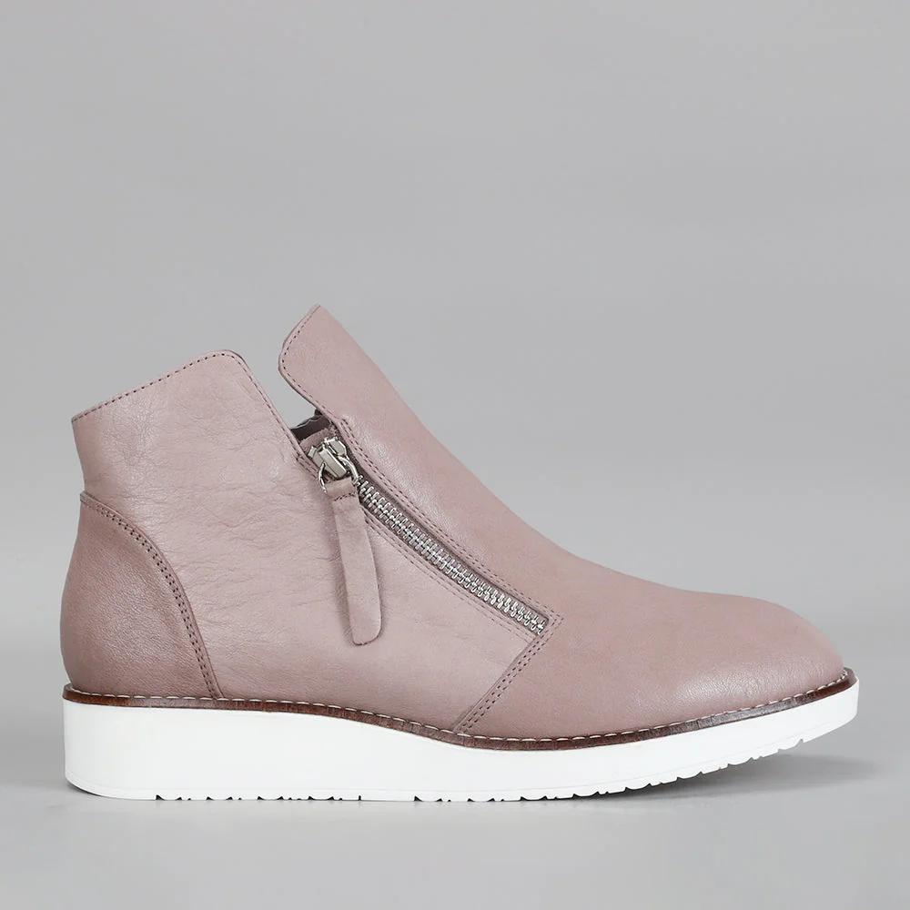 Sale Boots